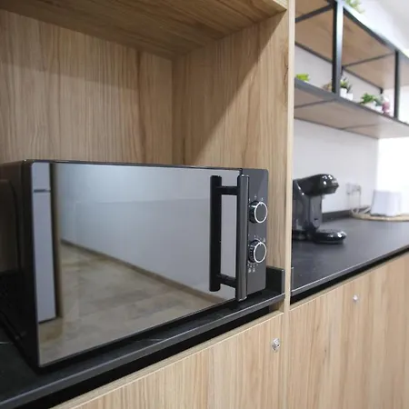 Urban Guest house 2*